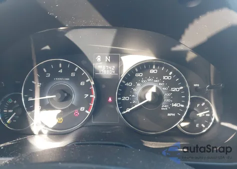 2010 Subaru Outback 2.5I Premium z USA, uszkodzony, nr VIN 4S4BRBGCXA3375383